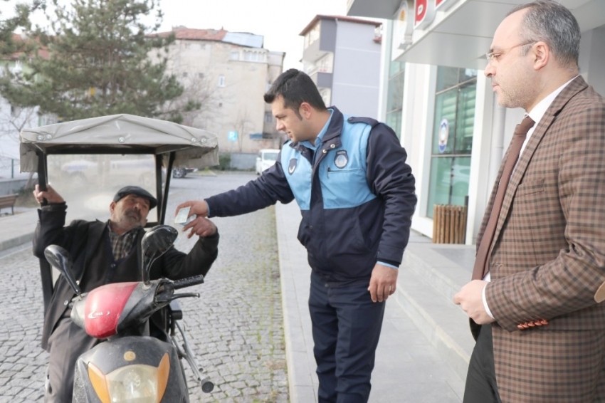 Kavak’ta duygulandıran yardım