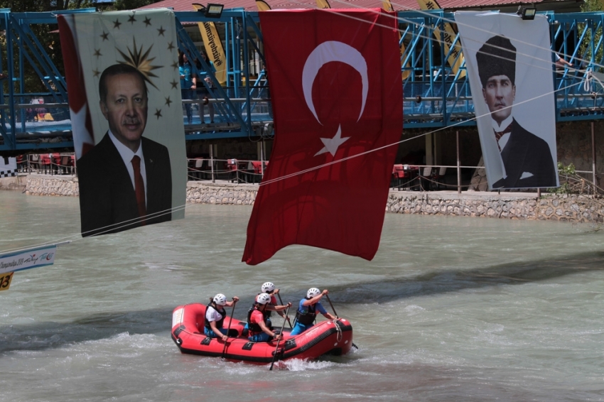 Tunceli’de Dünya Rafting Şampiyonası heyecanı