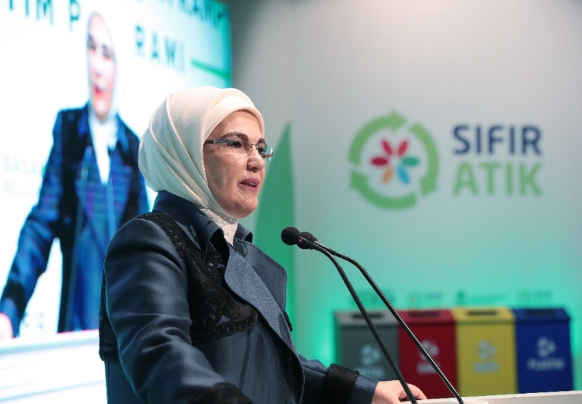 Emine Erdoğan: 