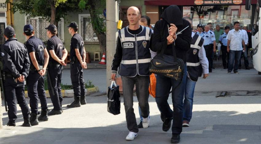 Eskişehir’de FETÖ operasyonu: 27 gözaltı