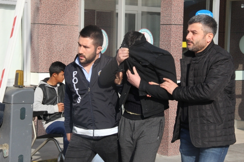 TSK’daki kripto FETÖ’cülere operasyon: 70 gözaltı kararı