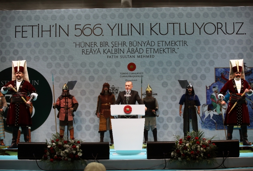“İstanbul’a dair hesaplaşma tam 566 yıldır hiç bitmedi, eksilmedi” 