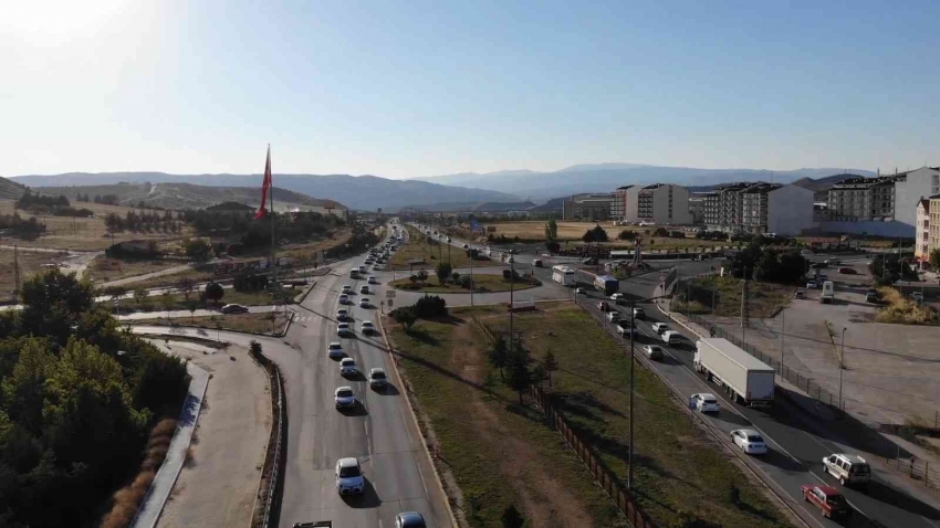 Tatil yolculuğu başladı... 