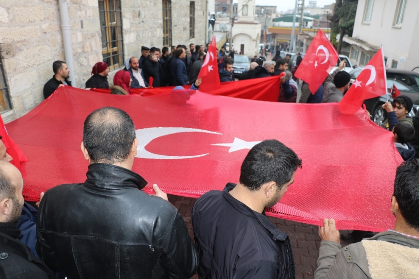 Şehit polis kahrolsun PKK sloganları ile defnedildi