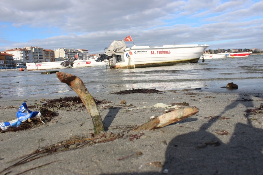 Tekirdağ'da deniz 15 metre çekildi