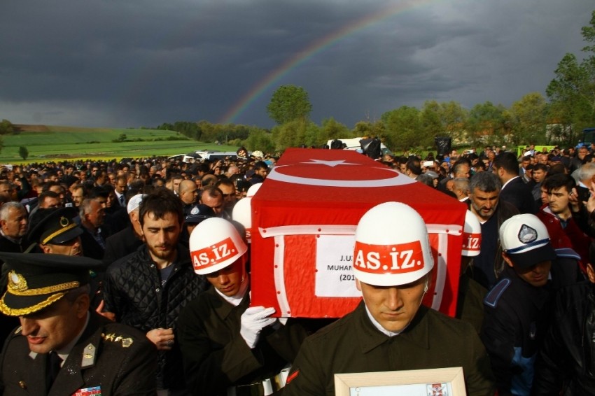 Şehit olmadan önce Türk bayrağı istemiş