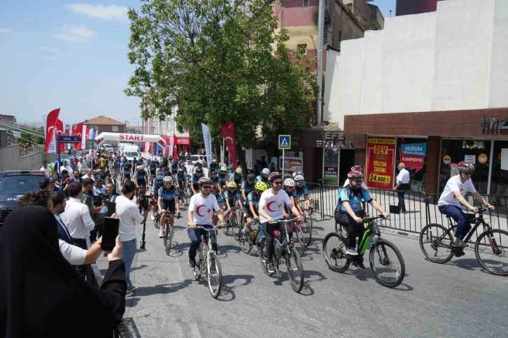 8. Ömer Halisdemir Bisiklet Turu Arnavutköy’de başladı
