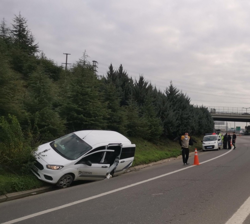 Direksiyon başında beyin kanaması geçiren sürücü...