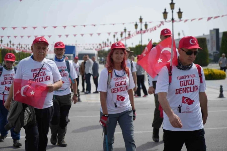 86 kilometrelik "Ulusal Kurtuluş Mücadelesi Anma Yürüyüşü" başladı
