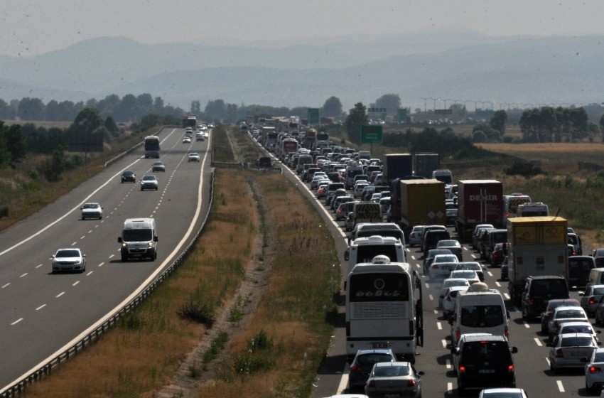 TEM otoyolu Bolu kesimi trafiğe kapanıyor