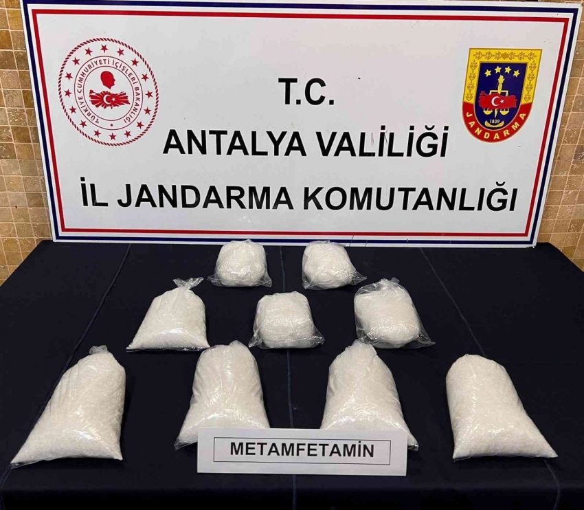 5,5 kilo metamfetamin ele geçirildi