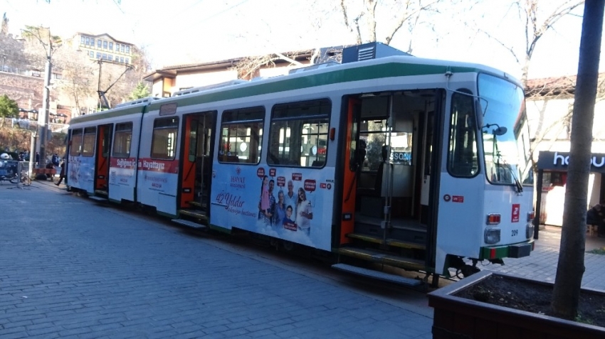 Bursa’da nostaljik tramvay çalışmaya başladı