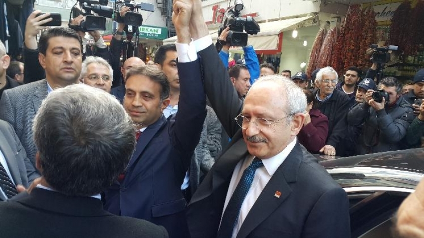 Kılıçdaroğlu saldırıya uğrayan CHP il başkanını ziyaret etti