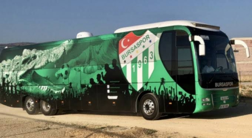 Bursaspor otobüsüne saldırı