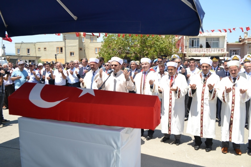 Mersinli şehit son yolcuğuna uğurlandı