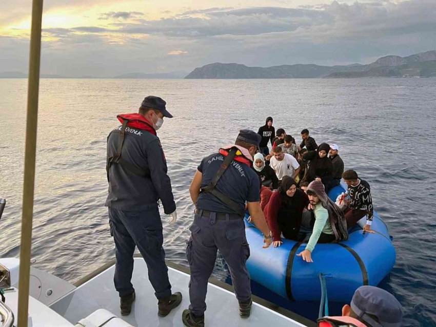 27 düzensiz göçmen yakalandı