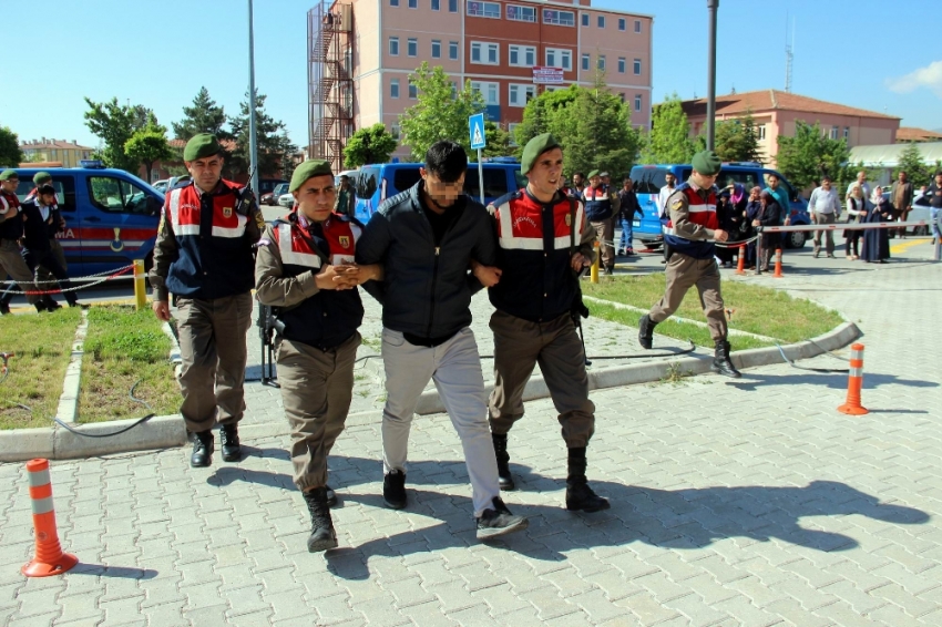 4 yıl önceki cinayet ve soygun sigara içinmiş