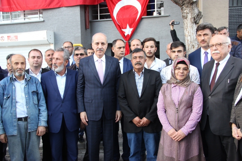 Numan Kurtulmuş’tan şehit evi ziyareti