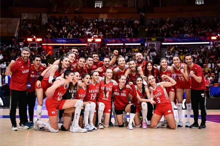 A Milli Kadın Voleybol Takımı Milletler Ligi’nde çeyrek finalde
