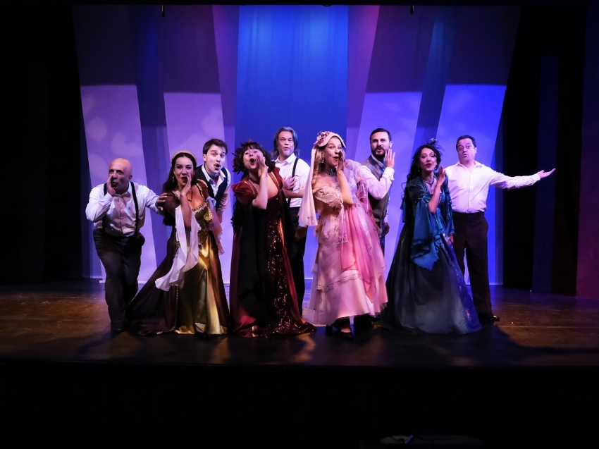 Bursa Devlet Tiyatrosu, Ahmet Vefik Paşa'nın 'Meraki' oyununu sahneye taşıyor