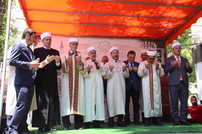 Diyanet İşleri Başkanı Erbaş, Hasköy Eski Cami’nin açılışını yaptı