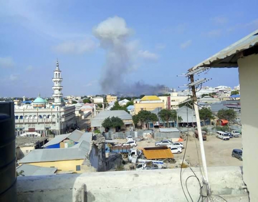 Somali’de parlamento yakınlarında patlama