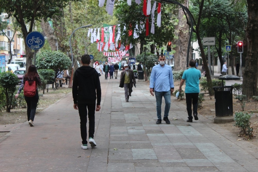 Kocaeli’de cadde ve sokaklarda sigara içmek yasaklandı