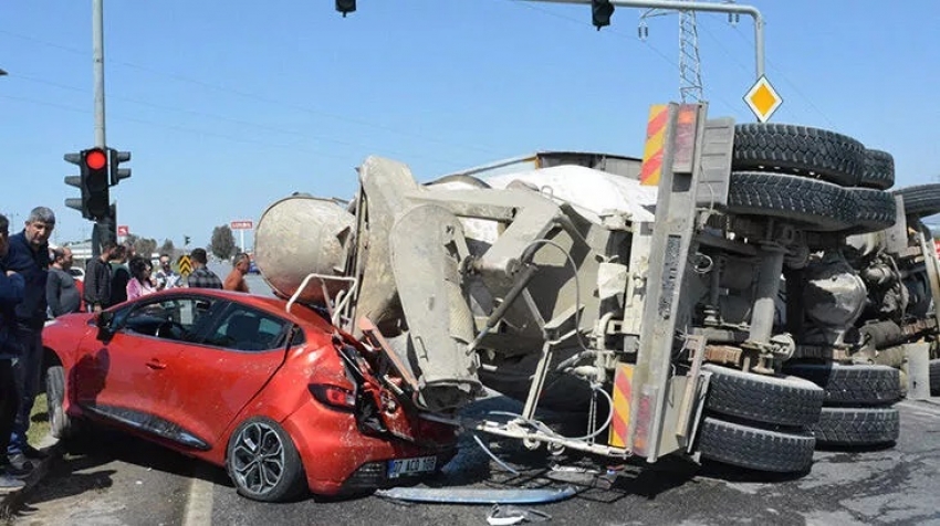 Beton mikseri ortalığı savaş alanına çevirdi. 