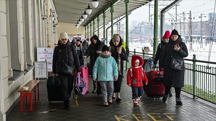 AB, oturma ve çalışma iznini düzenleyen kuralları güncelliyor