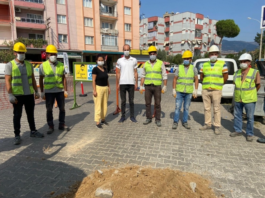 Kiraz ilçesinde doğal gaz için ilk kazma vuruldu