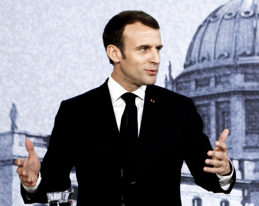 Macron: Savaş sonrası yeni Suriye’yi...