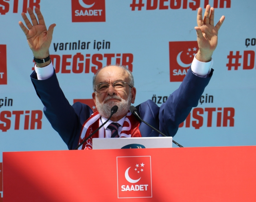 Karamollaoğlu’na göre ‘hızlı tren’ hizmet değil