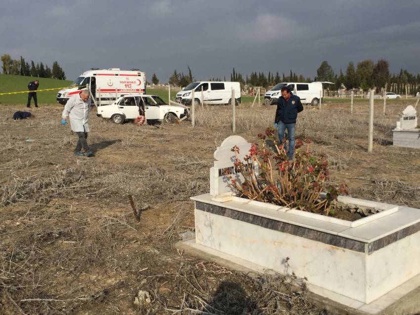 Adana’da üçlü infaz