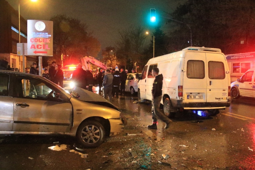 Ankara’da feci kaza: 1 ölü, 2 yaralı