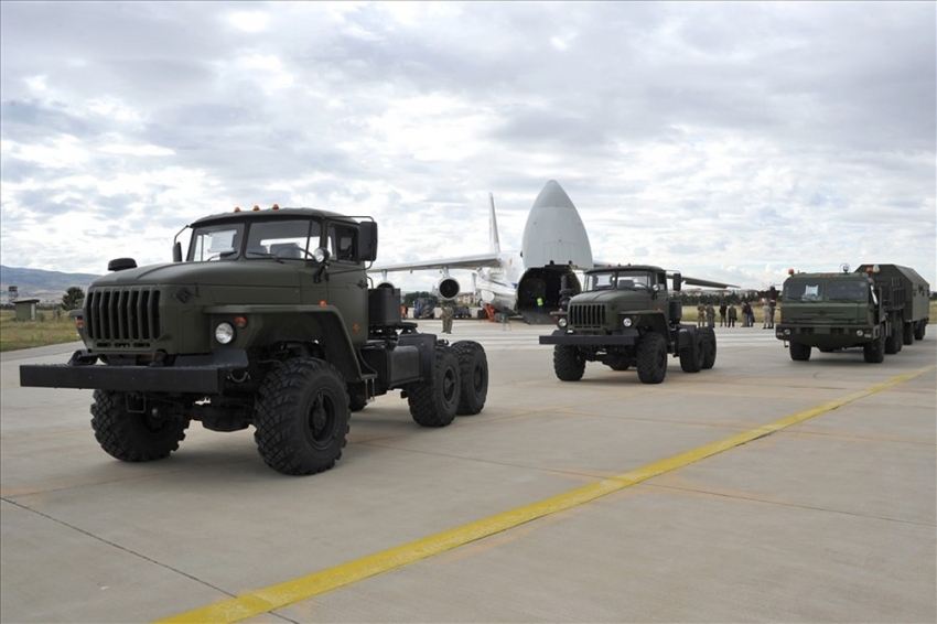 Milli Savunma Bakanlığı S-400’ün gelişiyle ilgili fotoğraflar paylaştı