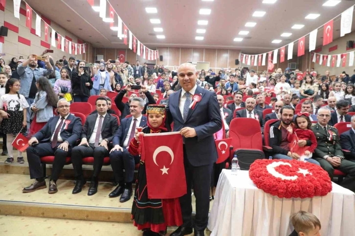 Ağrı’da, Ulusal Egemenlik ve Çocuk Bayramı coşkuyla kutlandı
