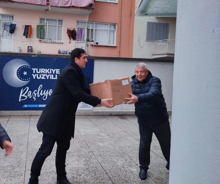 AK Parti Denizli, depremzedeler için seferber oldu
