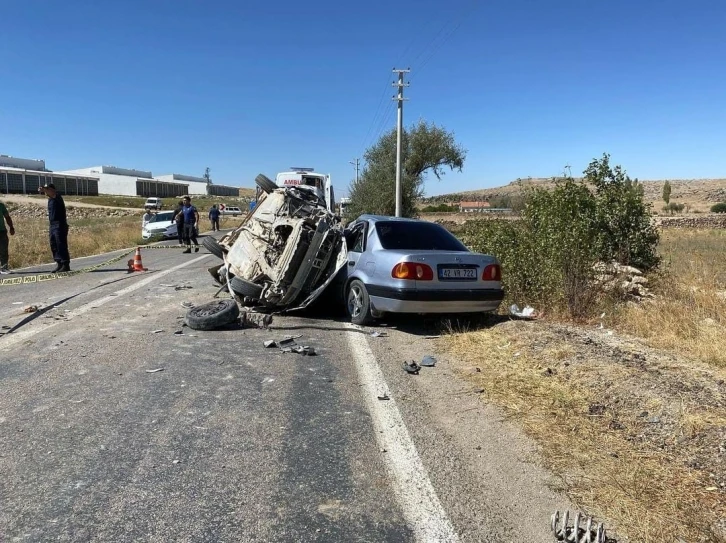 Aksaray’da hatalı sollama kazası: 3 ölü, 2 yaralı
