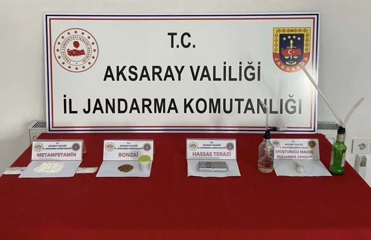 Aksaray jandarmadan uyuşturucu operasyonu: 2 gözaltı, 1 tutuklama
