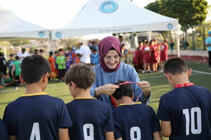 Akyurt’ta ’Camiden Sahaya’ futbol turnuvası gerçekleşti
