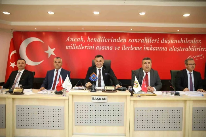 Alanya Belediyesi 2022 yılı gelir-gider bütçesi Mecliste onaylandı
