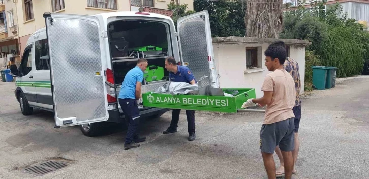 Alanya’da boş binanın bahçesinde erkek cesedi bulundu
