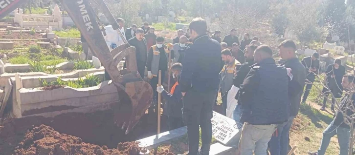 Almanya’daki cinayet şüphesi Mardin’de mezar açtırdı
