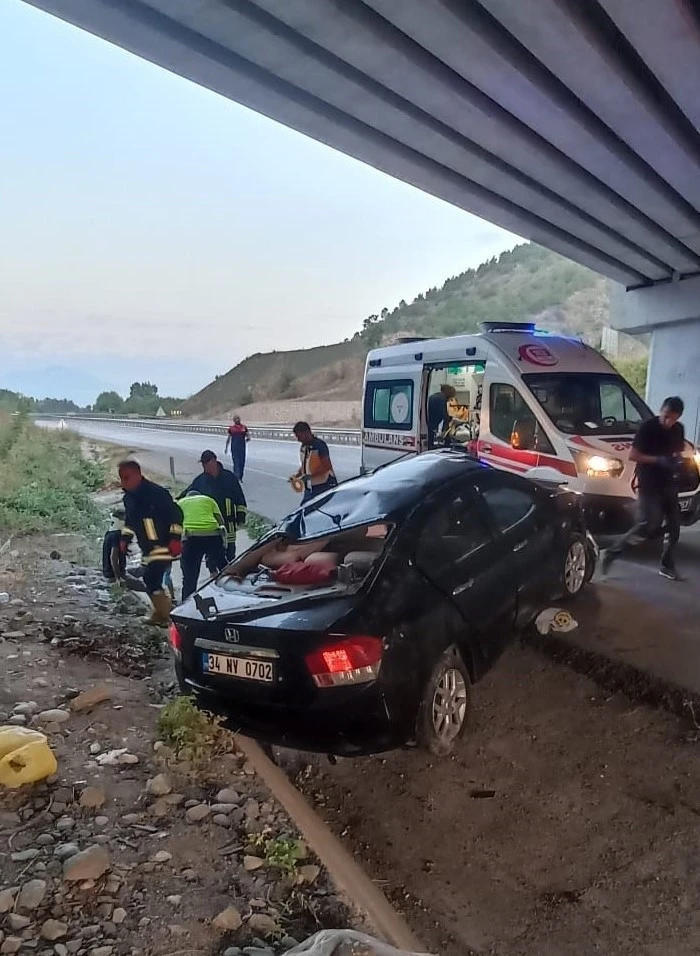 Amasya’da otomobil takla attı: 3 yaralı
