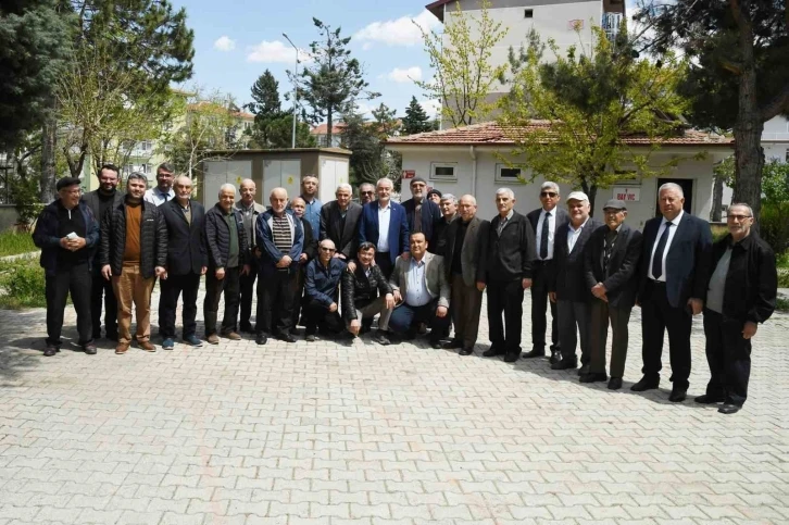 Anadolu Mahallesi Camii ve çevresi yenileniyor
