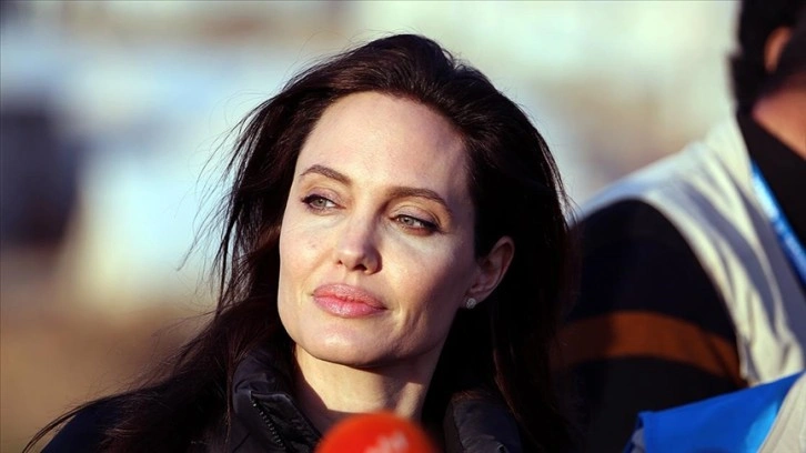 Angelina Jolie, İsrail'in Cibaliya Mülteci Kampı'na saldırısına tepki gösterdi