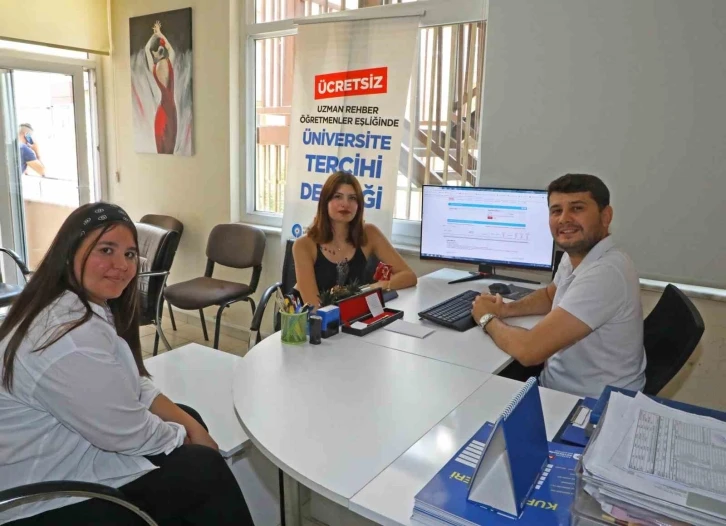 Antalya Büyükşehir’den üniversite adaylarına ücretsiz destek
