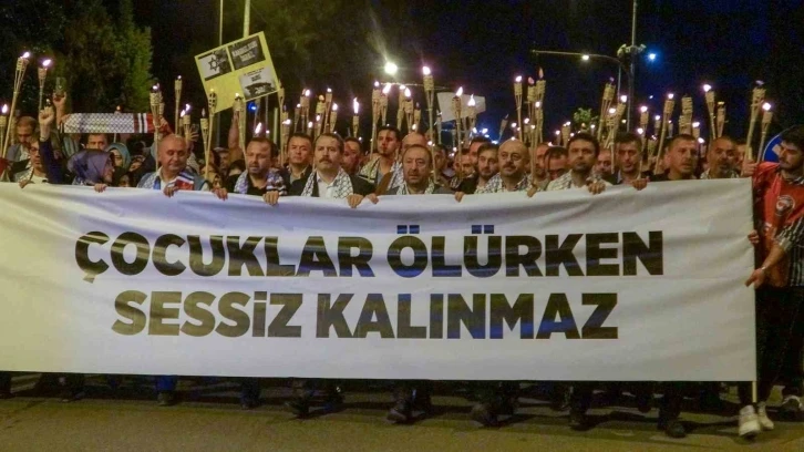 Antalya’da binlerce kişinin katılımıyla Filistin’e destek yürüyüşü
