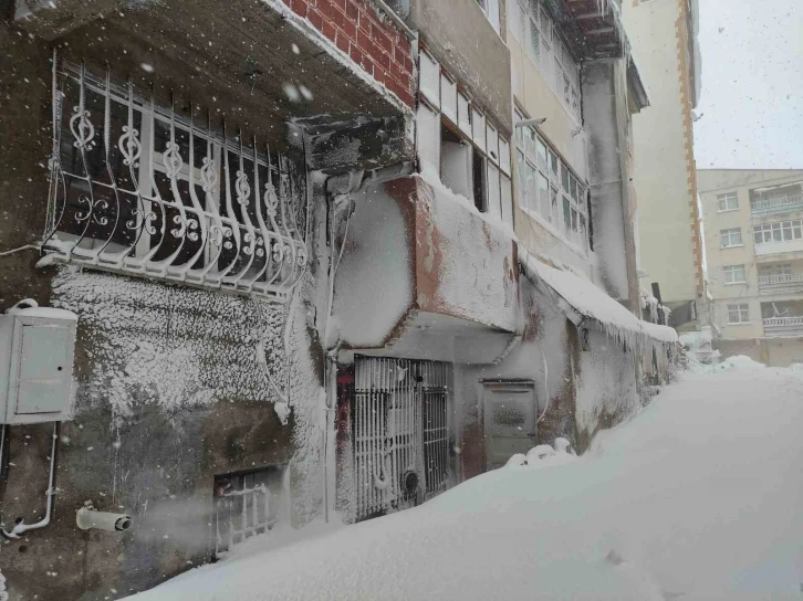 Ardahan’da son 55 yılın en yoğun kar yağışı
