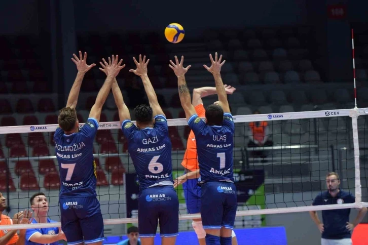 Arkas Spor, CEV Kupası’nda son 32 turuna yükseldi